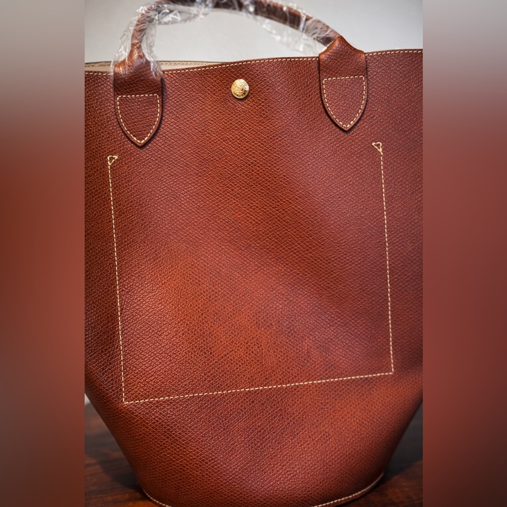 Longchamp Epure XL Top Handle Leather Tote - Picture 3 of 10